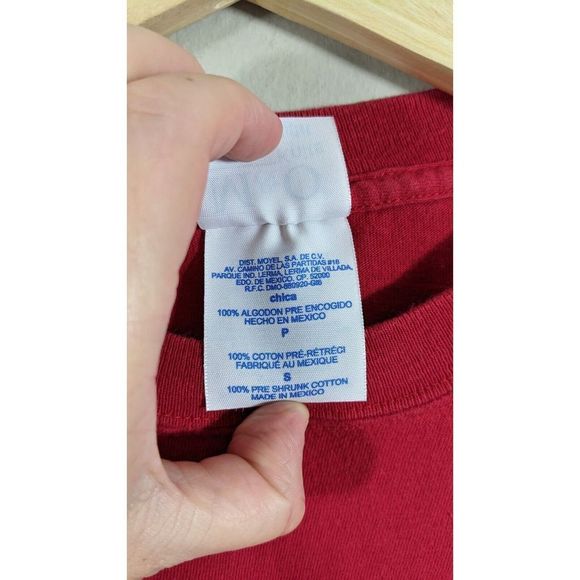 My Chemical Romance Red Graveyard Band Tee T-shirt Size Small MCR 100% Cotton - Picture 8 of 13